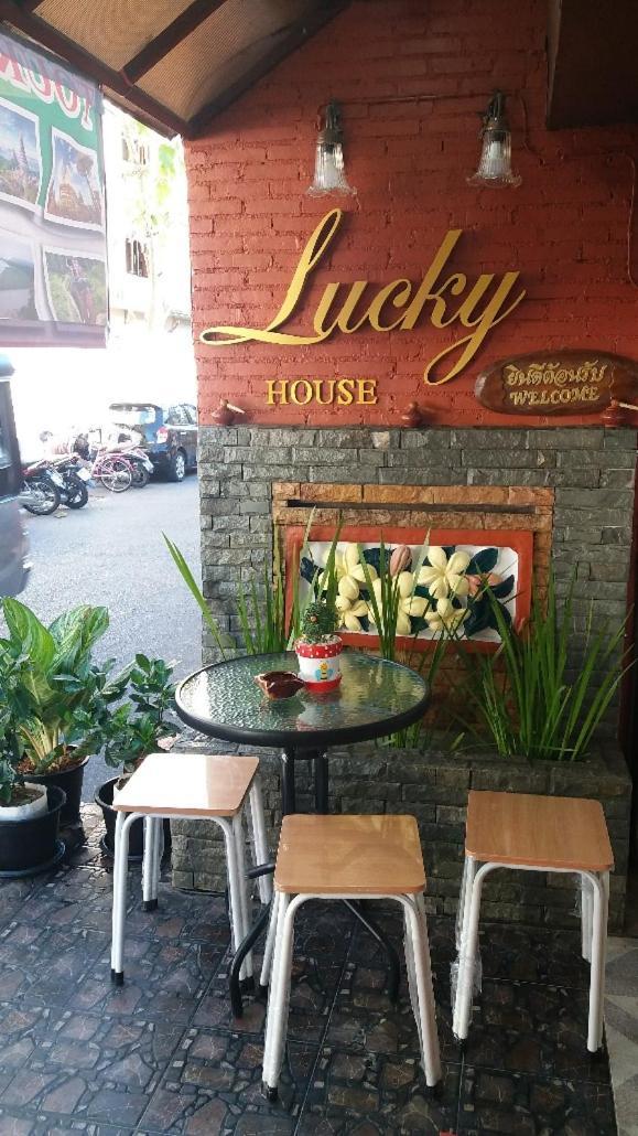 Lucky House Hostel Chiang Mai Luaran gambar